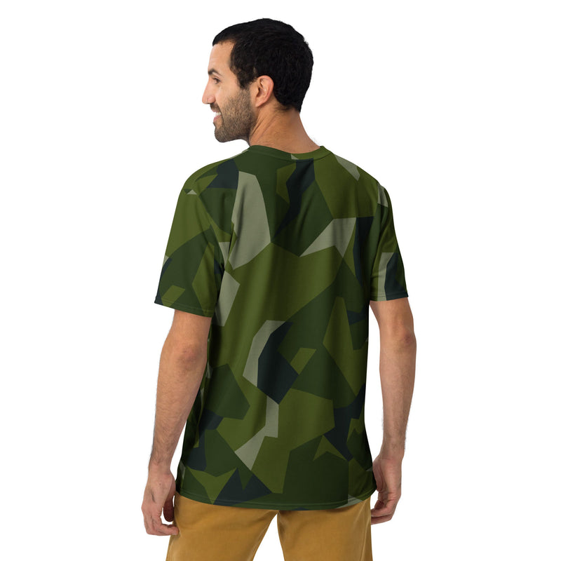 Nordic Leaf Pile Woodland CAMO Mens T-Shirt - Shirt - Tee