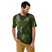 Nordic Leaf Pile Woodland CAMO Mens T-Shirt - Shirt - Tee
