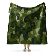 Nordic Leaf Pile Woodland CAMO Sherpa Blanket - 60″×80″