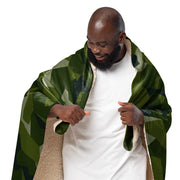 Nordic Leaf Pile Woodland CAMO Sherpa Blanket
