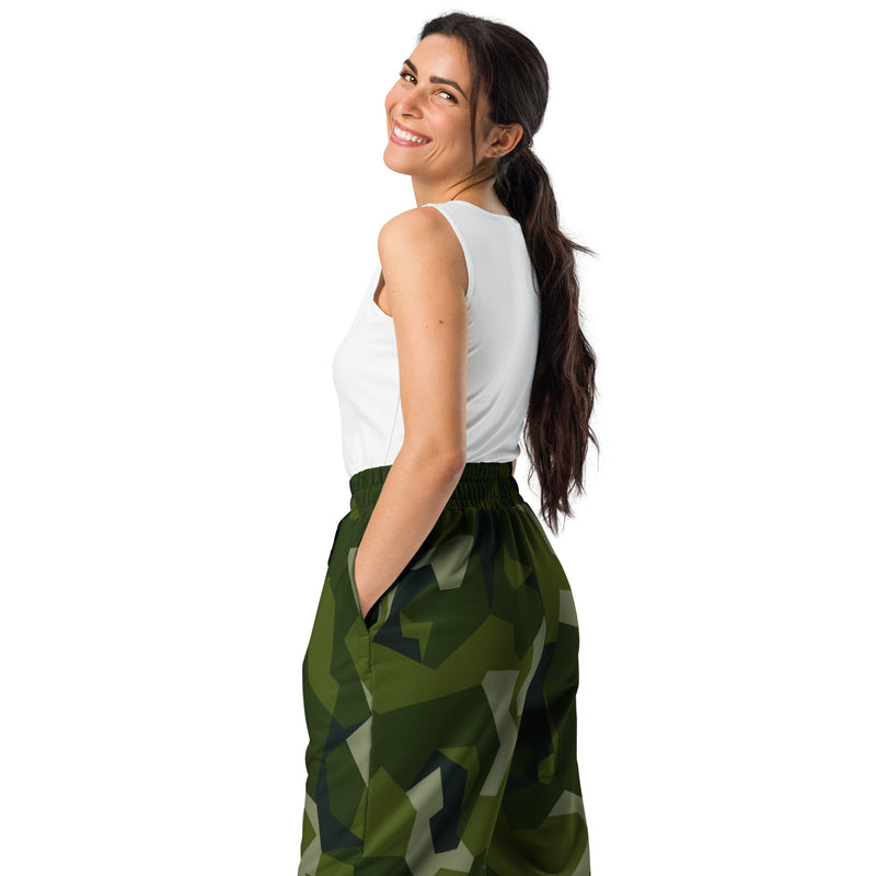 Nordic Leaf Pile Woodland CAMO Unisex Wide-Leg Joggers