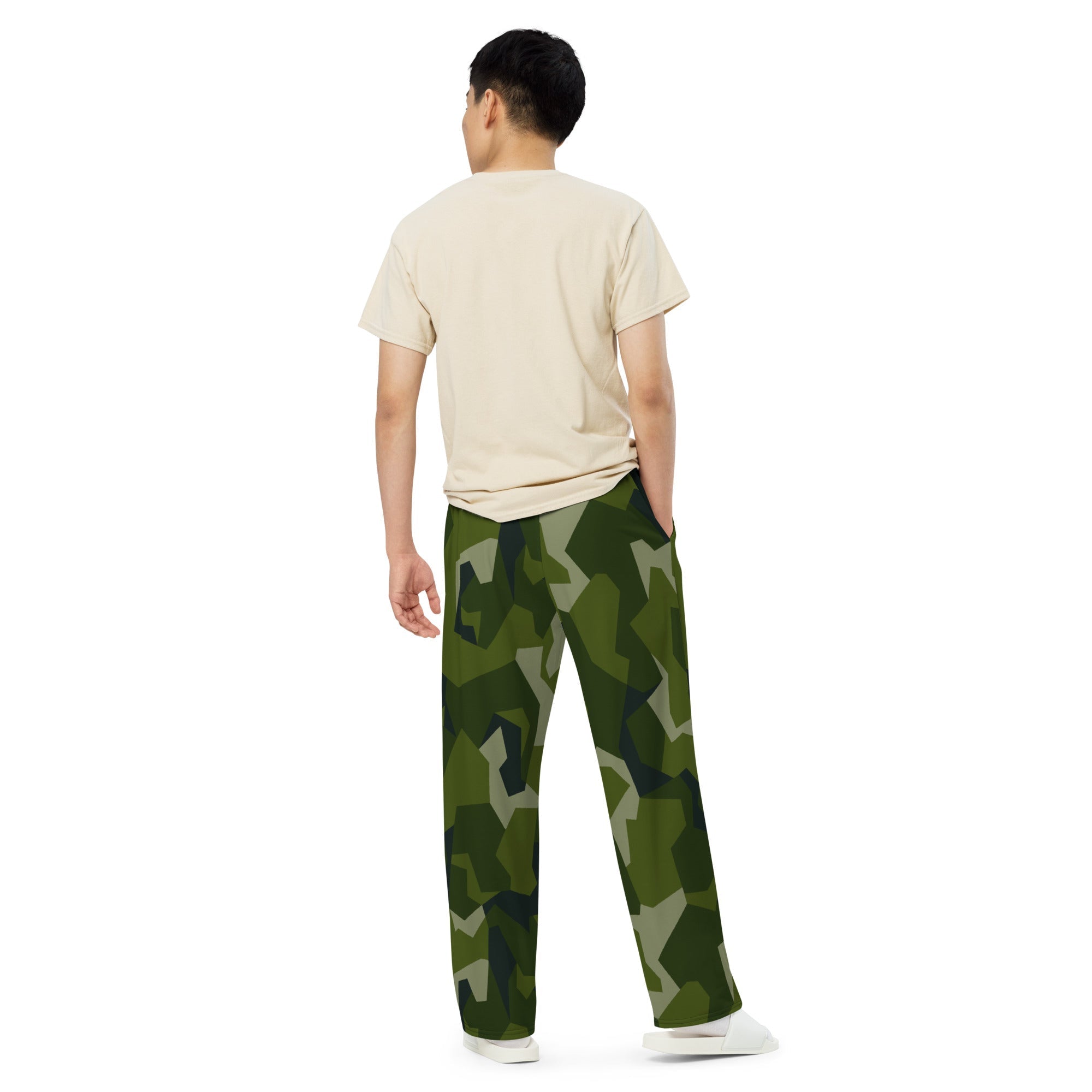 CAMO HQ - Nordic Leaf Pile Woodland CAMO Unisex Wide-Leg Leisure