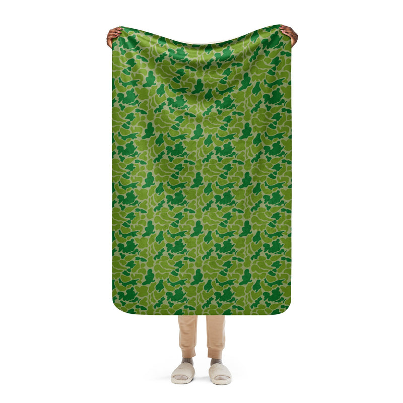Duck Hunter KPA CAMO Sherpa Blanket - 37″×57″