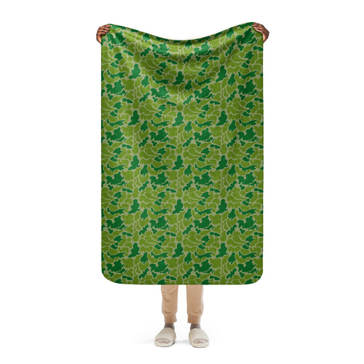 Duck Hunter KPA CAMO Sherpa Blanket - 37″×57″