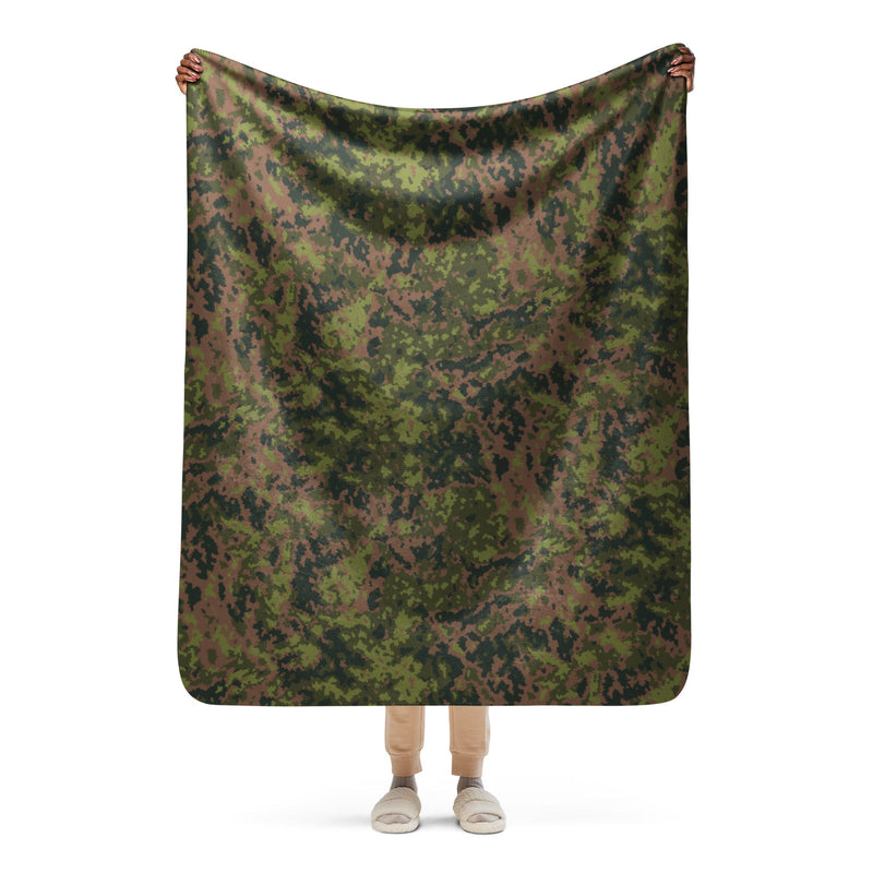 Northern Woodland Finnish M05 Inspired CAMO Sherpa Blanket - 50″×60″