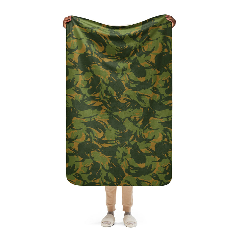 DPM Nordic Woodland CAMO Sherpa Blanket - 37″×57″