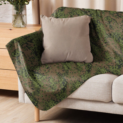 German Oak Leaf Eichenlaubmuster Summer CAMO Sherpa blanket - Blankets