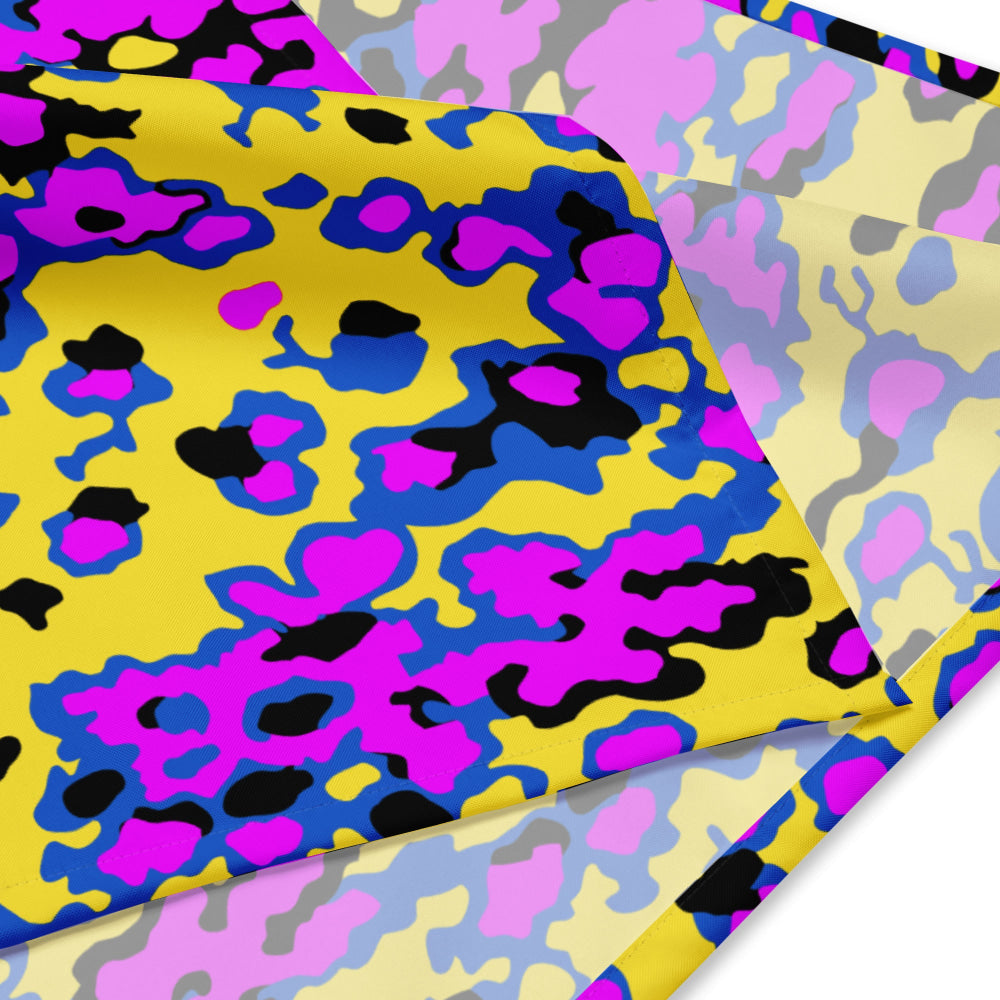 Oakleaf Glow-Oak Fuschia CAMO bandana - Bandana