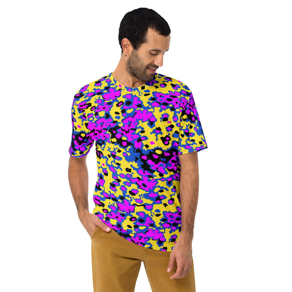 Oakleaf Glow-Oak Fuschia CAMO Men’s t-shirt - Mens T-Shirt