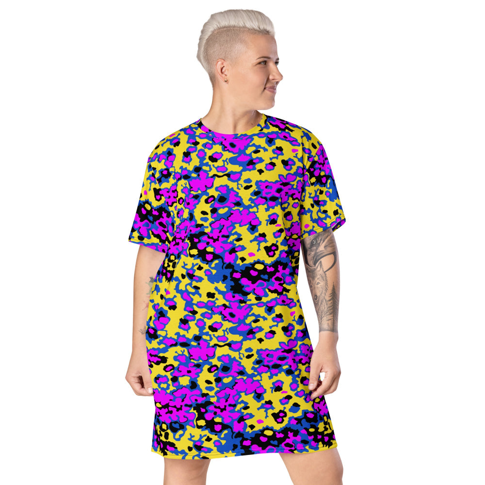 Oakleaf Glow-Oak Fuschia CAMO T-shirt dress - 2XS - Womens T-Shirt Dress