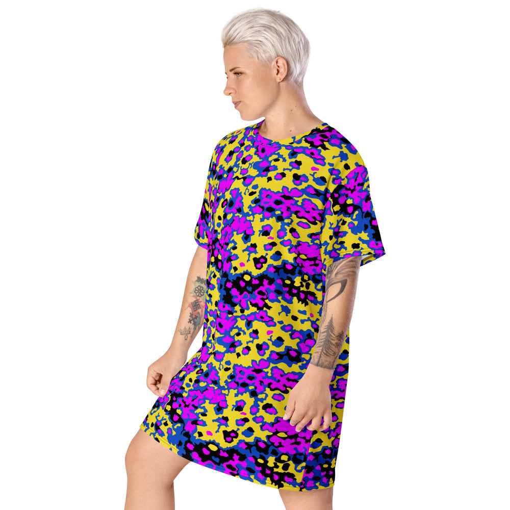 Oakleaf Glow-Oak Fuschia CAMO T-shirt dress - Womens T-Shirt Dress