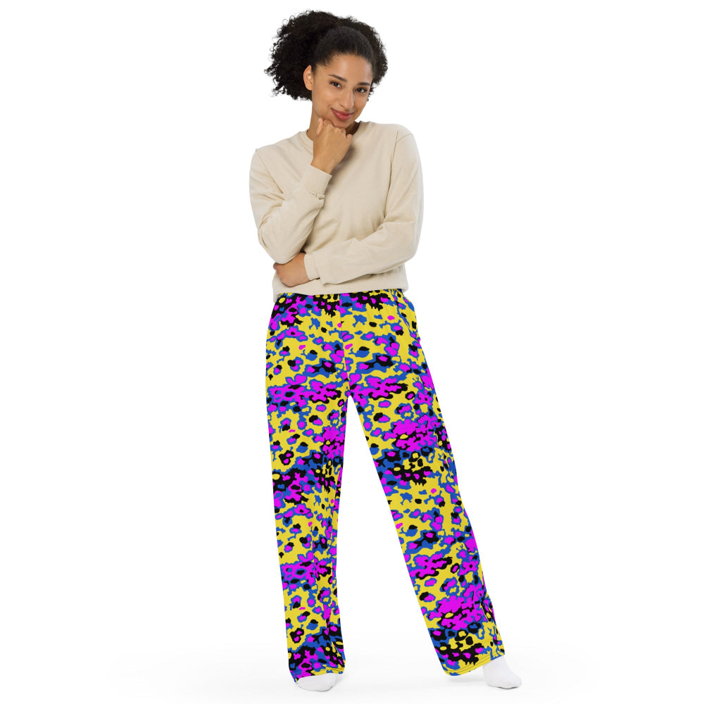 Oakleaf Glow-Oak Fuschia CAMO unisex wide-leg pants - Unisex Wide-Leg Pants