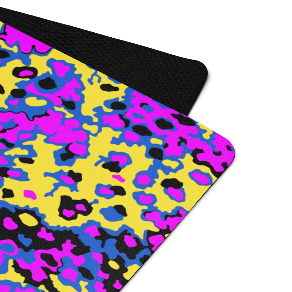 Oakleaf Glow-Oak Fuschia CAMO Yoga mat