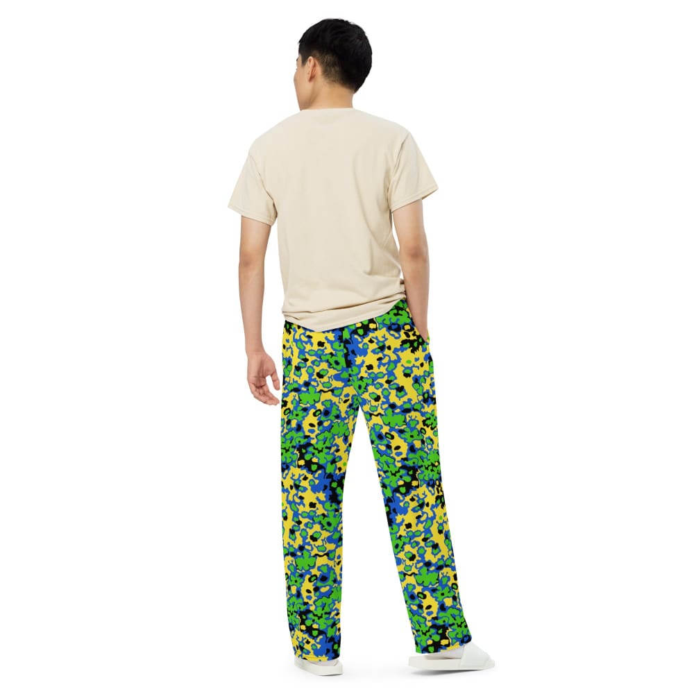Oakleaf Glow-Oak Green CAMO unisex wide-leg pants