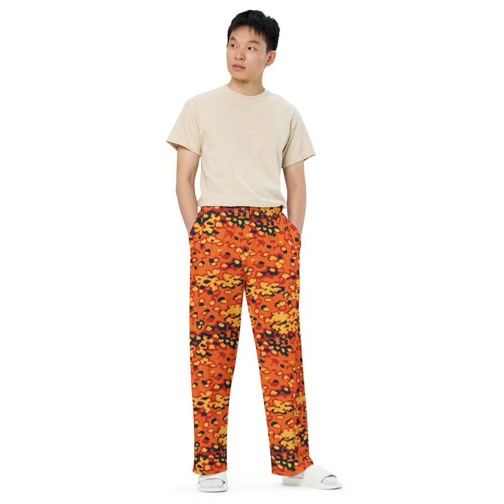 Oakleaf Glow-Oak Hunter Orange CAMO unisex wide-leg pants - Unisex Wide-Leg Pants