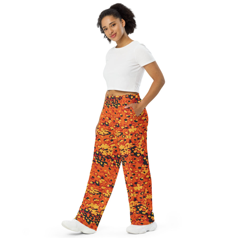 Oakleaf Glow-Oak Hunter Orange CAMO unisex wide-leg pants - Unisex Wide-Leg Pants