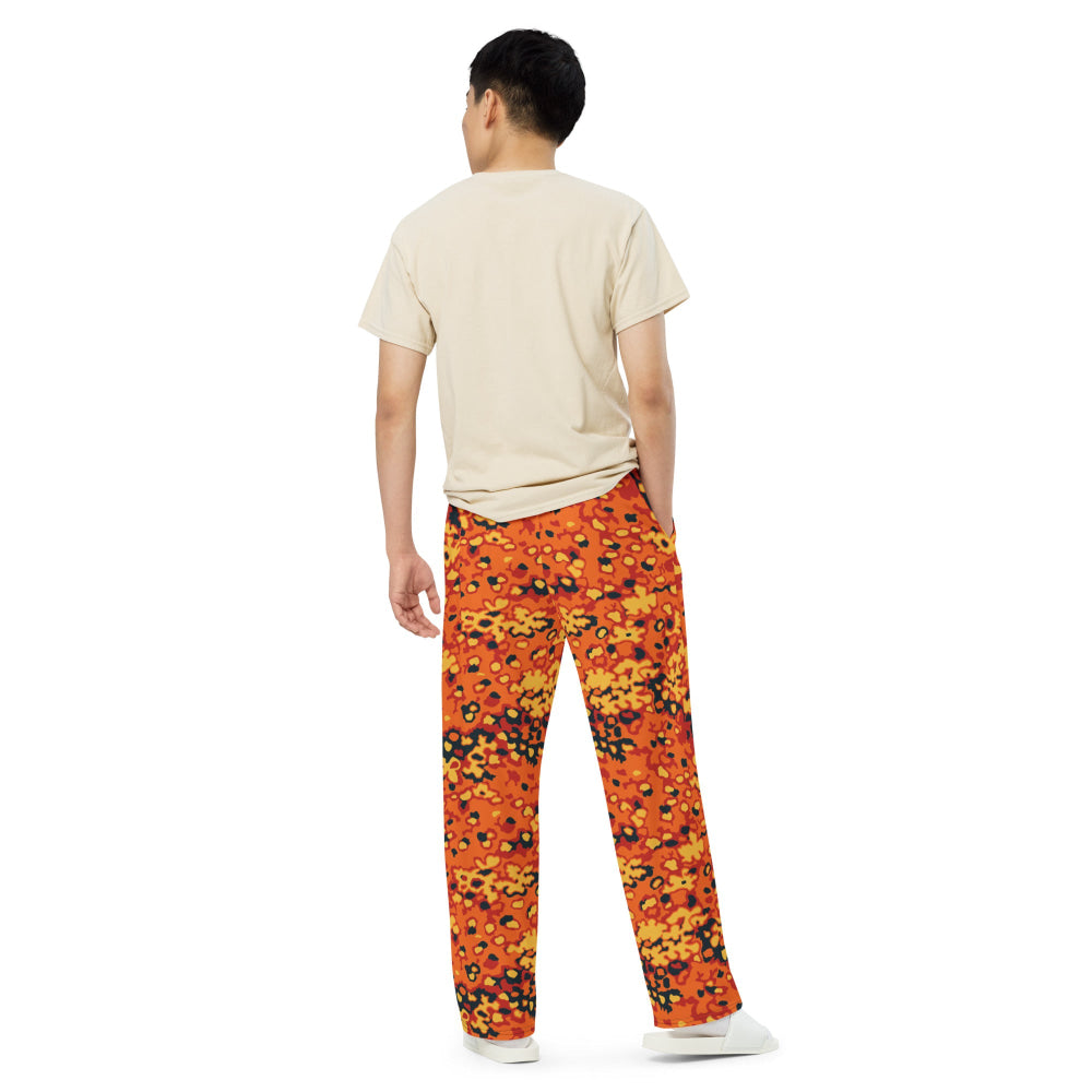 Oakleaf Glow-Oak Hunter Orange CAMO unisex wide-leg pants - Unisex Wide-Leg Pants