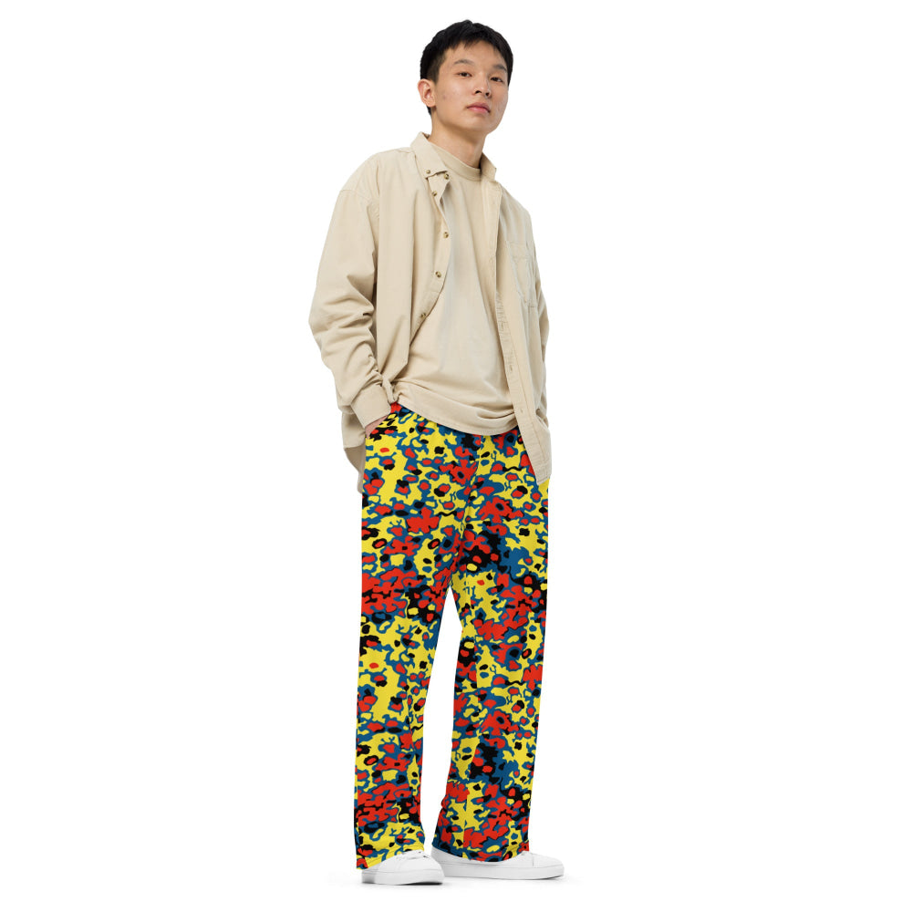 Oakleaf Glow-Oak Red CAMO unisex wide-leg pants - Unisex Wide-Leg Pants