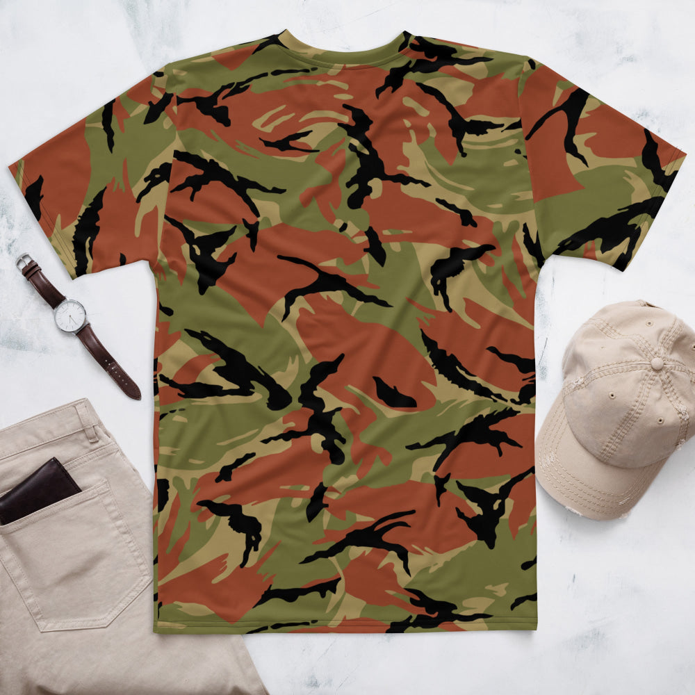 Oman Royal Army DPM Early Version CAMO Men’s T-shirt - Mens T-Shirt