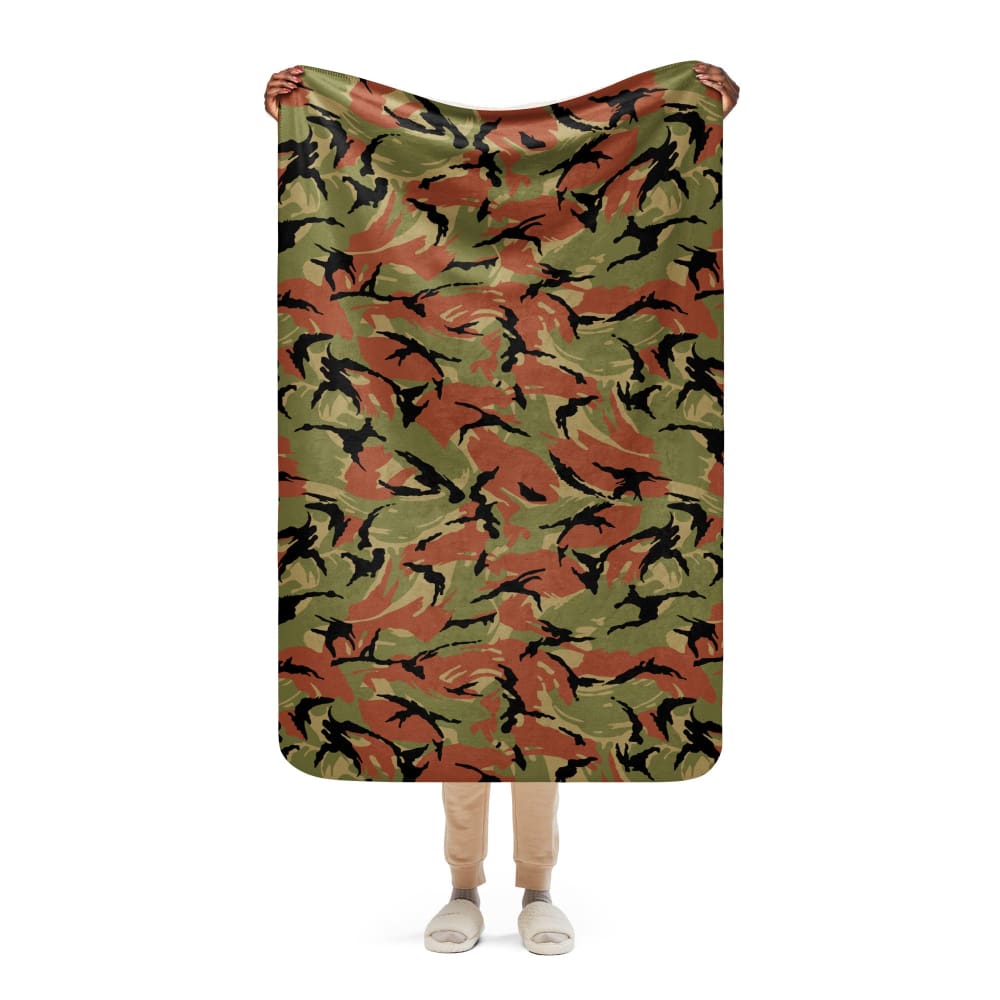 Oman Royal Army DPM Early Version CAMO Sherpa blanket - 37″×57″ - Sherpa blanket