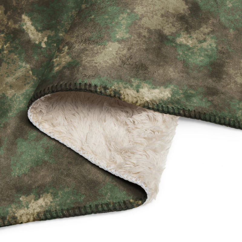 Fractal Earthshadow CAMO Sherpa Blanket