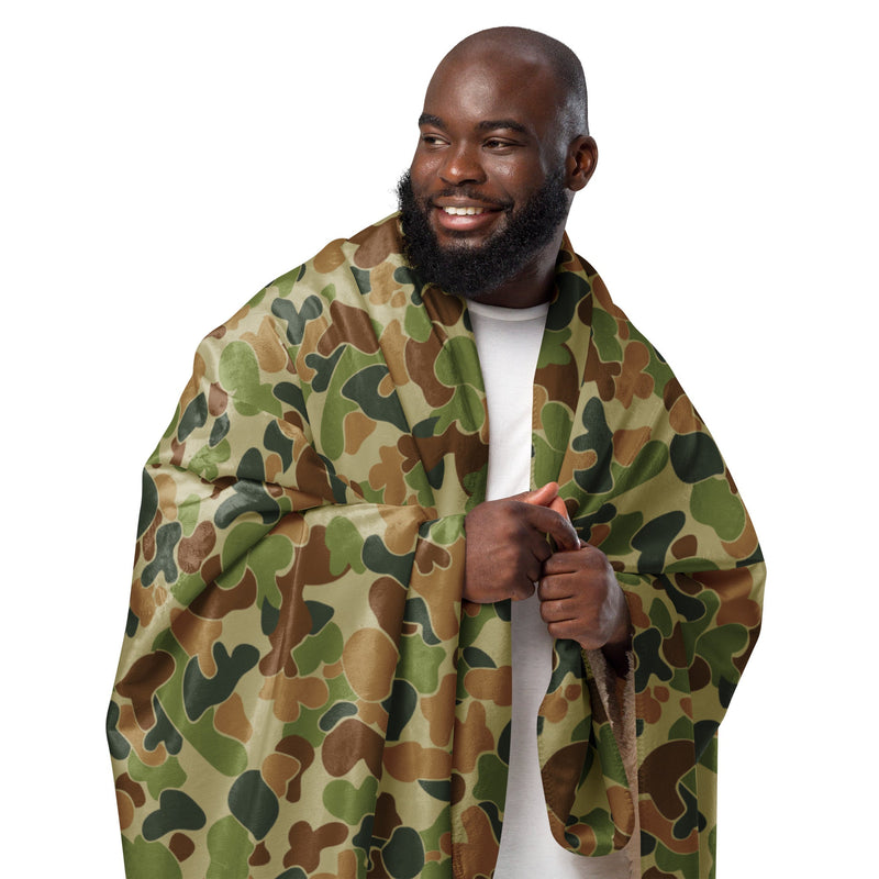 Outback Drift Disruptive CAMO Sherpa Blanket