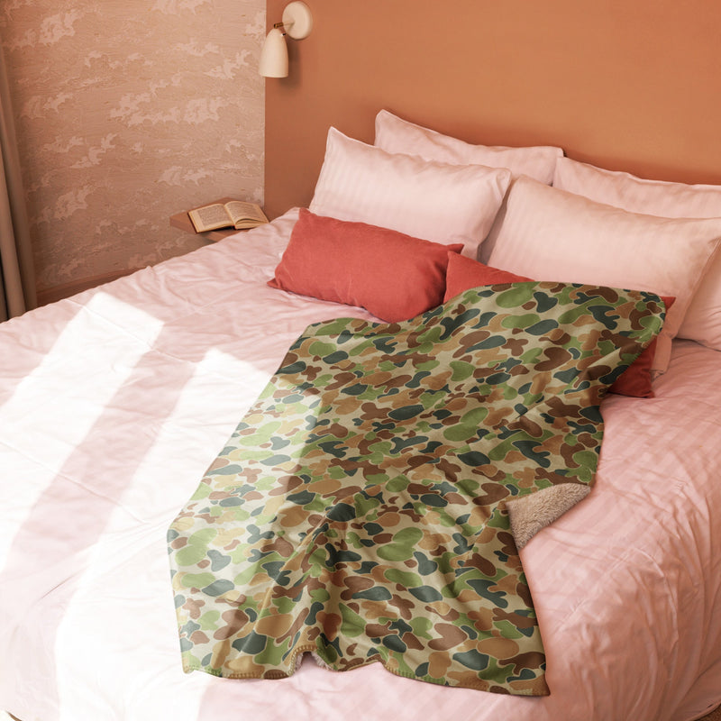 Outback Drift Disruptive CAMO Sherpa Blanket