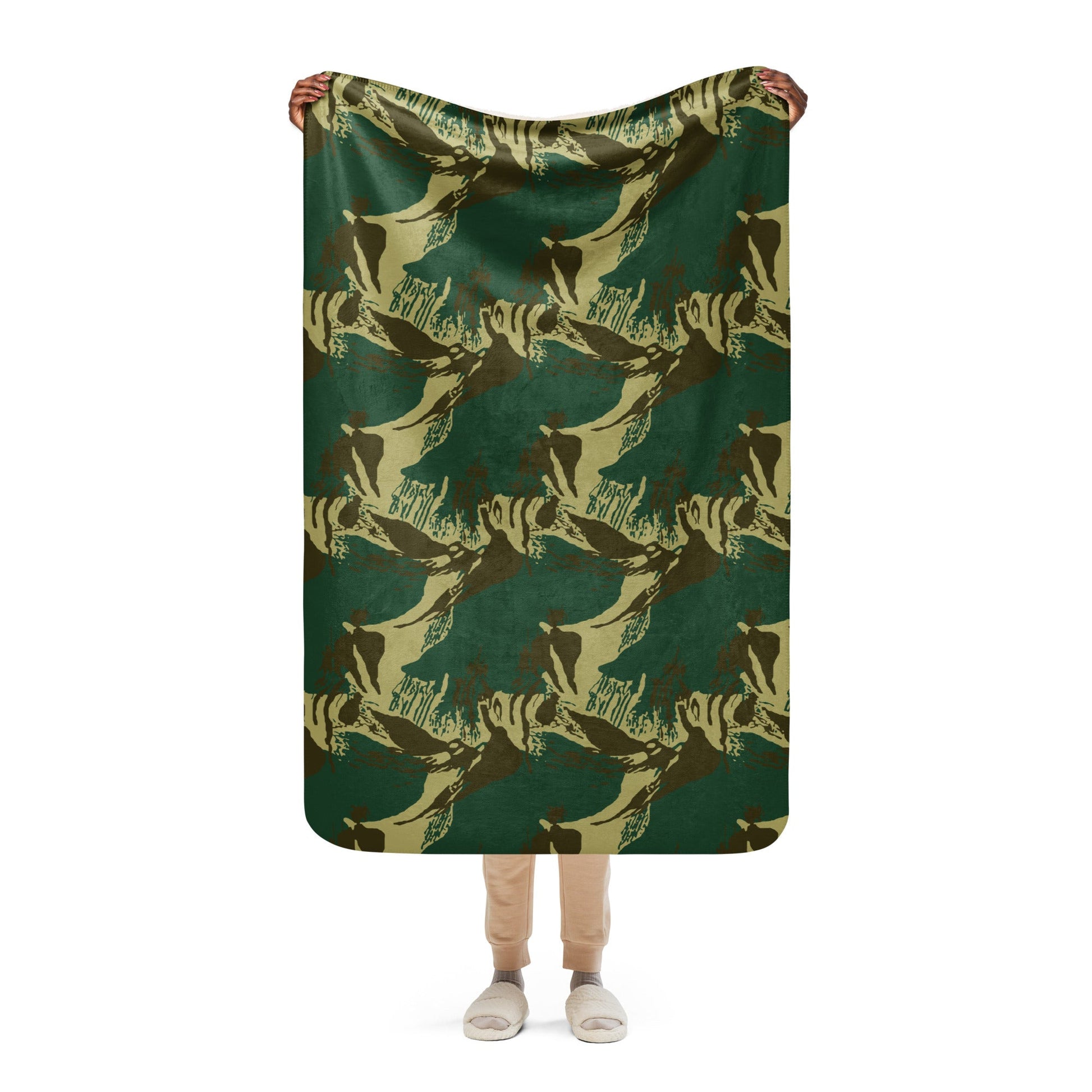 Pakistani Brushstroke CAMO Sherpa blanket - 37″×57″ - Blanket