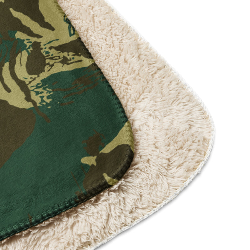 Brushstroke Pakistani Woodland CAMO Sherpa Blanket