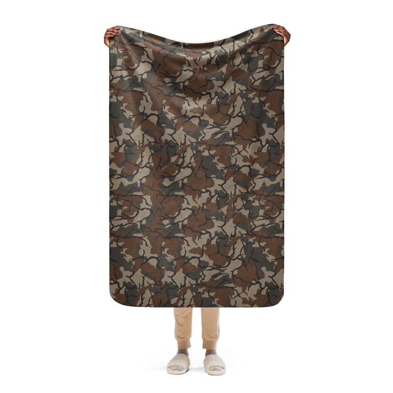 Leaf Malunggay Philippine Marine CAMO Sherpa Blanket - 37″×57″