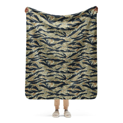 Philippine Tiger Stripe Special Forces Distinctive Uniform (SDFU) CAMO Sherpa Blanket - 50″×60″