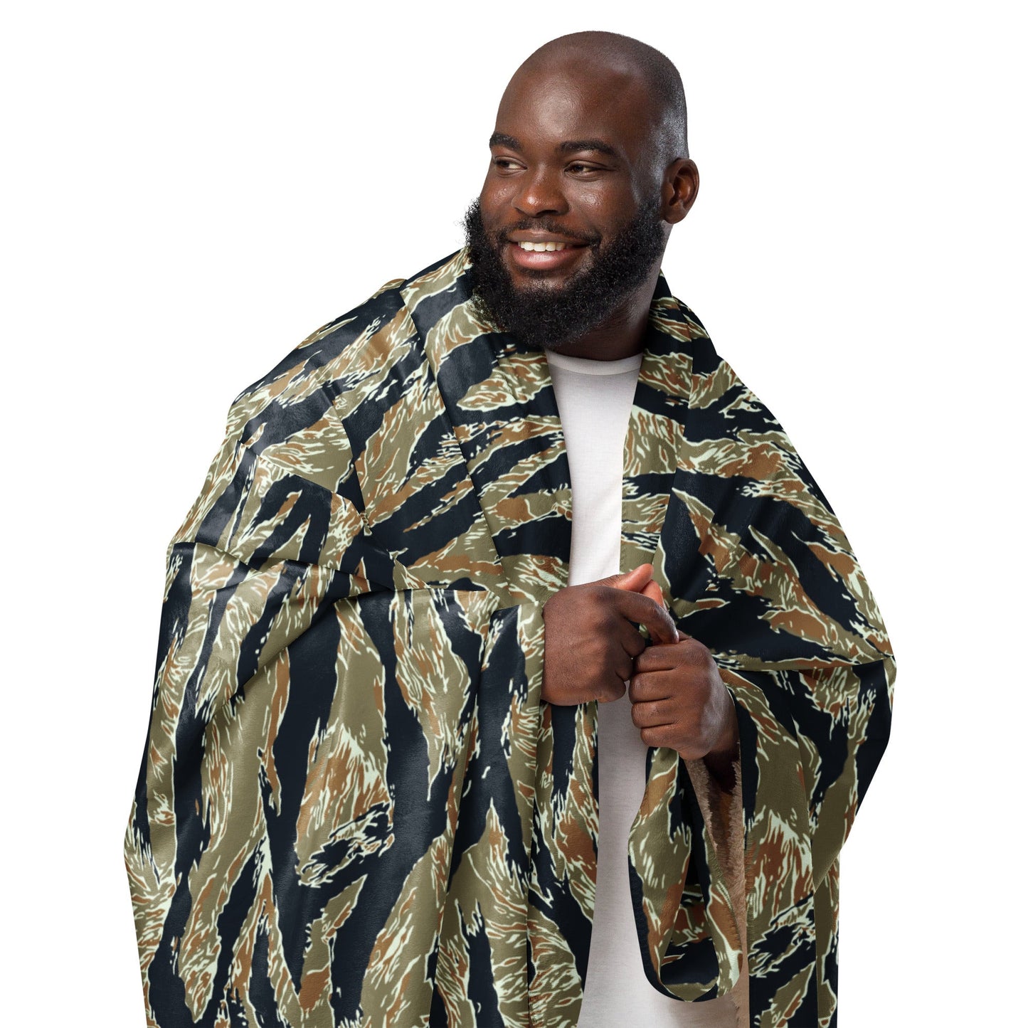 Philippine Tiger Stripe Special Forces Distinctive Uniform (SDFU) CAMO Sherpa Blanket