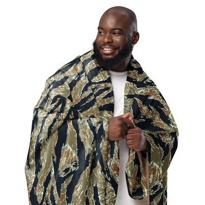 Philippine Tiger Stripe Special Forces Distinctive Uniform (SDFU) CAMO Sherpa Blanket