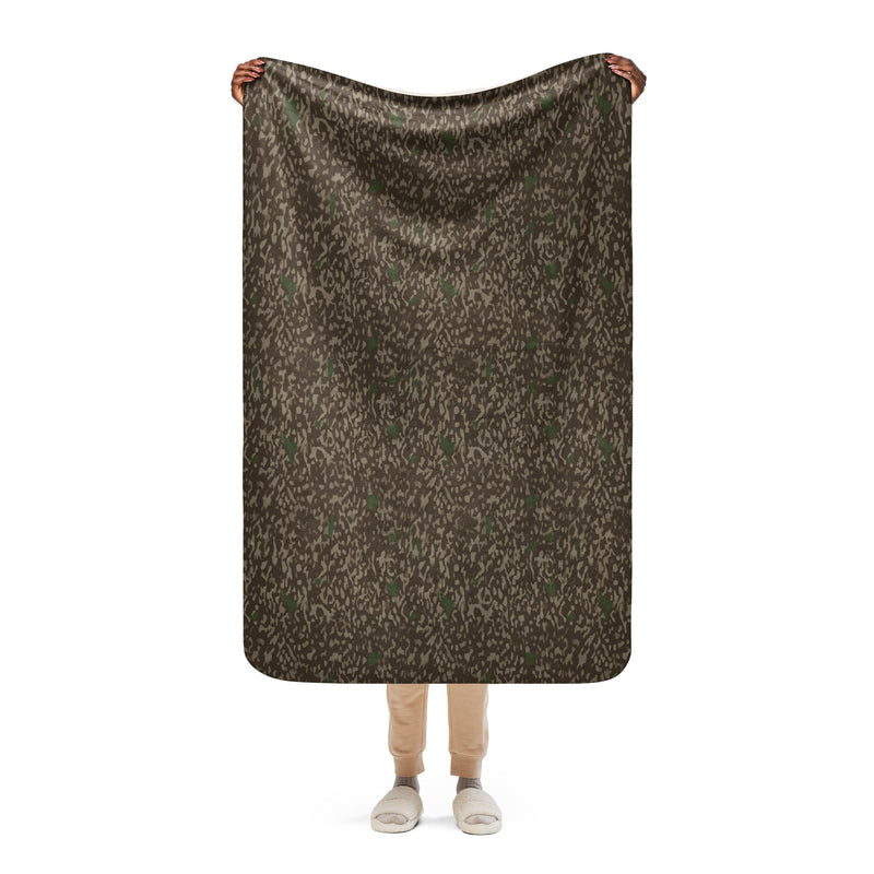 Pinefall Shroud CAMO Sherpa Blanket - 37″×57″