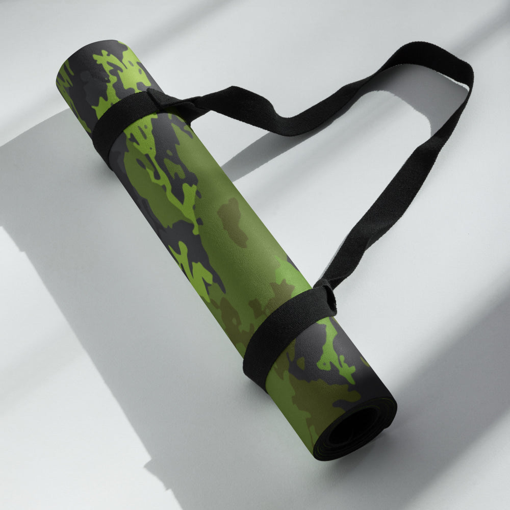 Poisonous Tropical CAMO Yoga mat