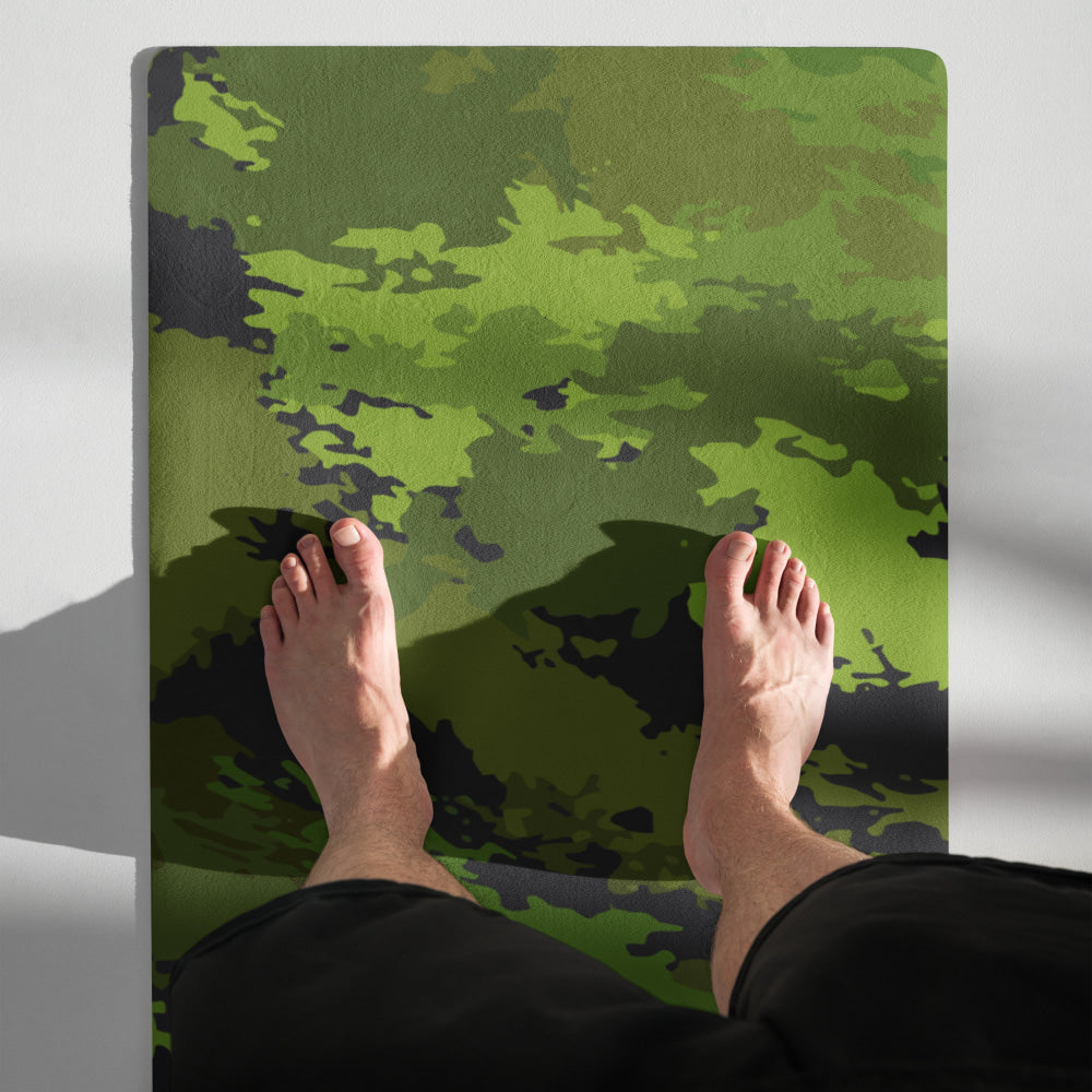 Poisonous Tropical CAMO Yoga mat