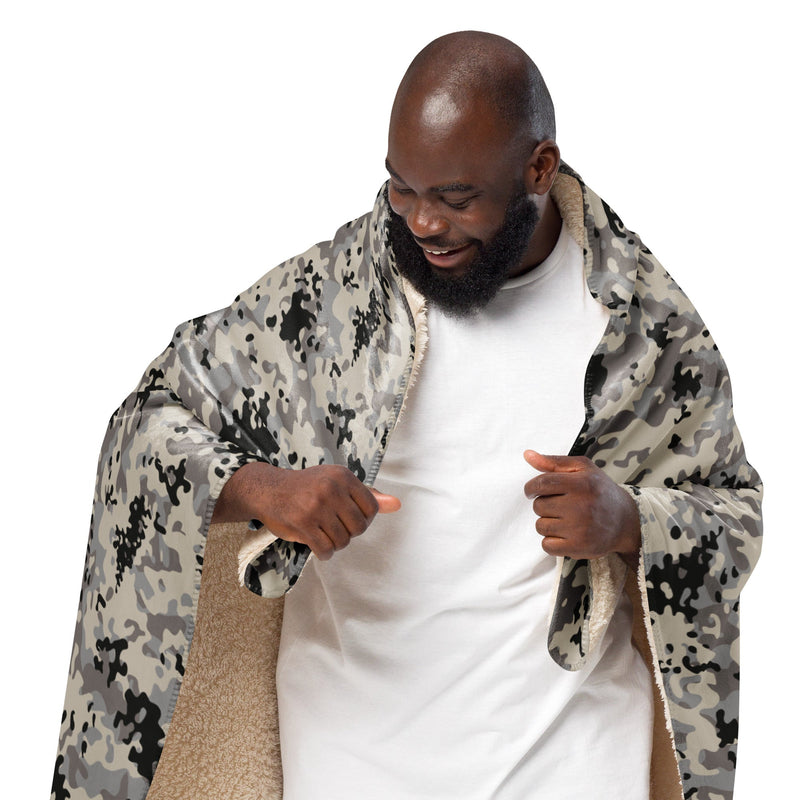 Flecktarn Polish Urban CAMO Sherpa Blanket