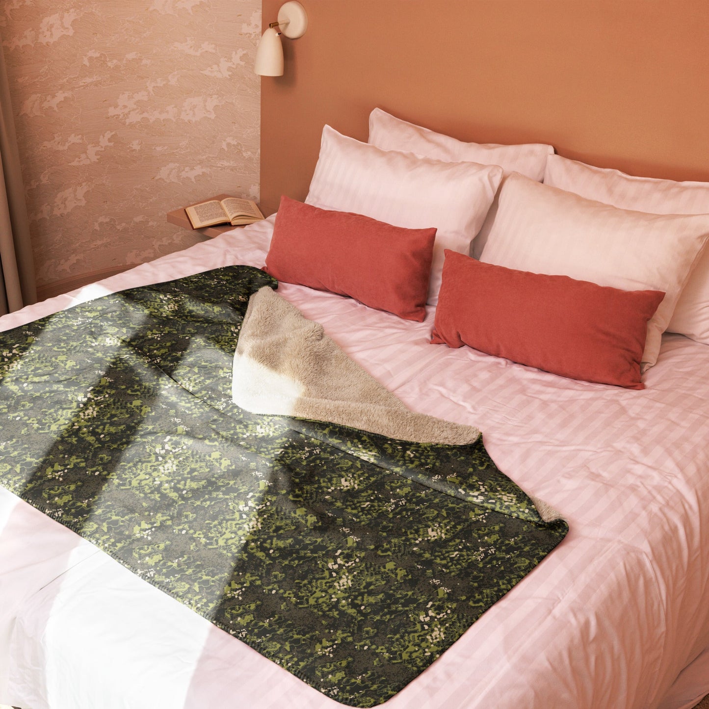 Polish Modular Adaptive Penetrative Ambush (MAPA) CAMO Sherpa blanket - Blankets