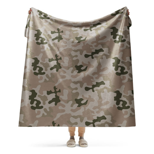 Polish Pantera Desert CAMO Sherpa blanket - 60″×80″ - Blankets