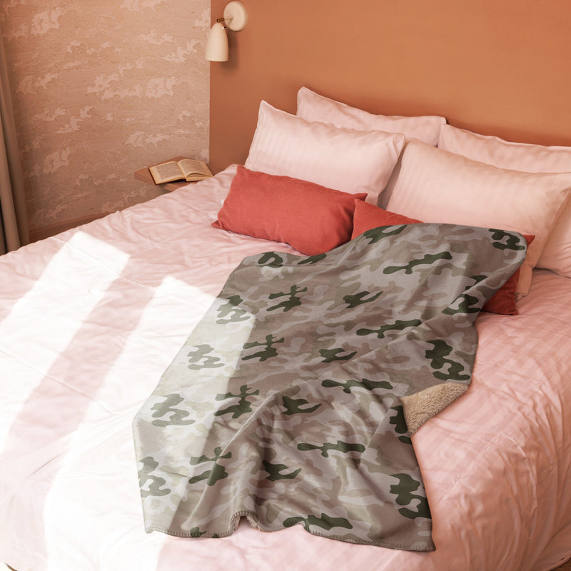 Pantera Polish Desert CAMO Sherpa Blanket