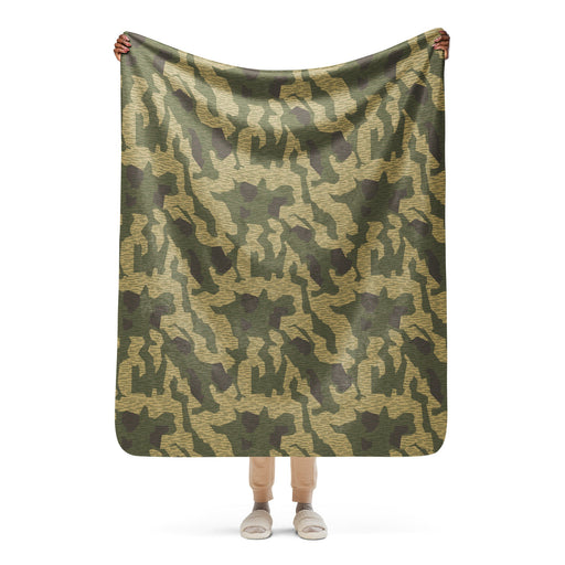 Splittermuster WZ56 Polish CAMO Sherpa Blanket - 50″×60″