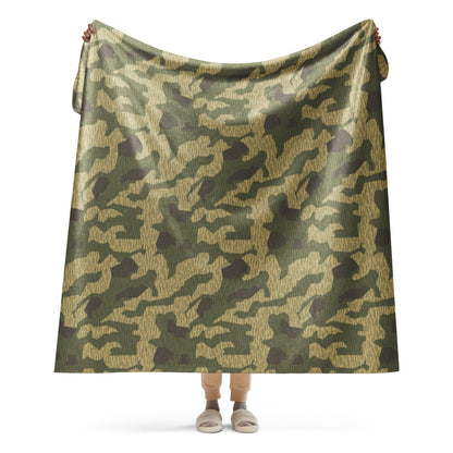 Polish Splittermuster WZ56 CAMO Sherpa blanket - 60″×80″ - Blanket