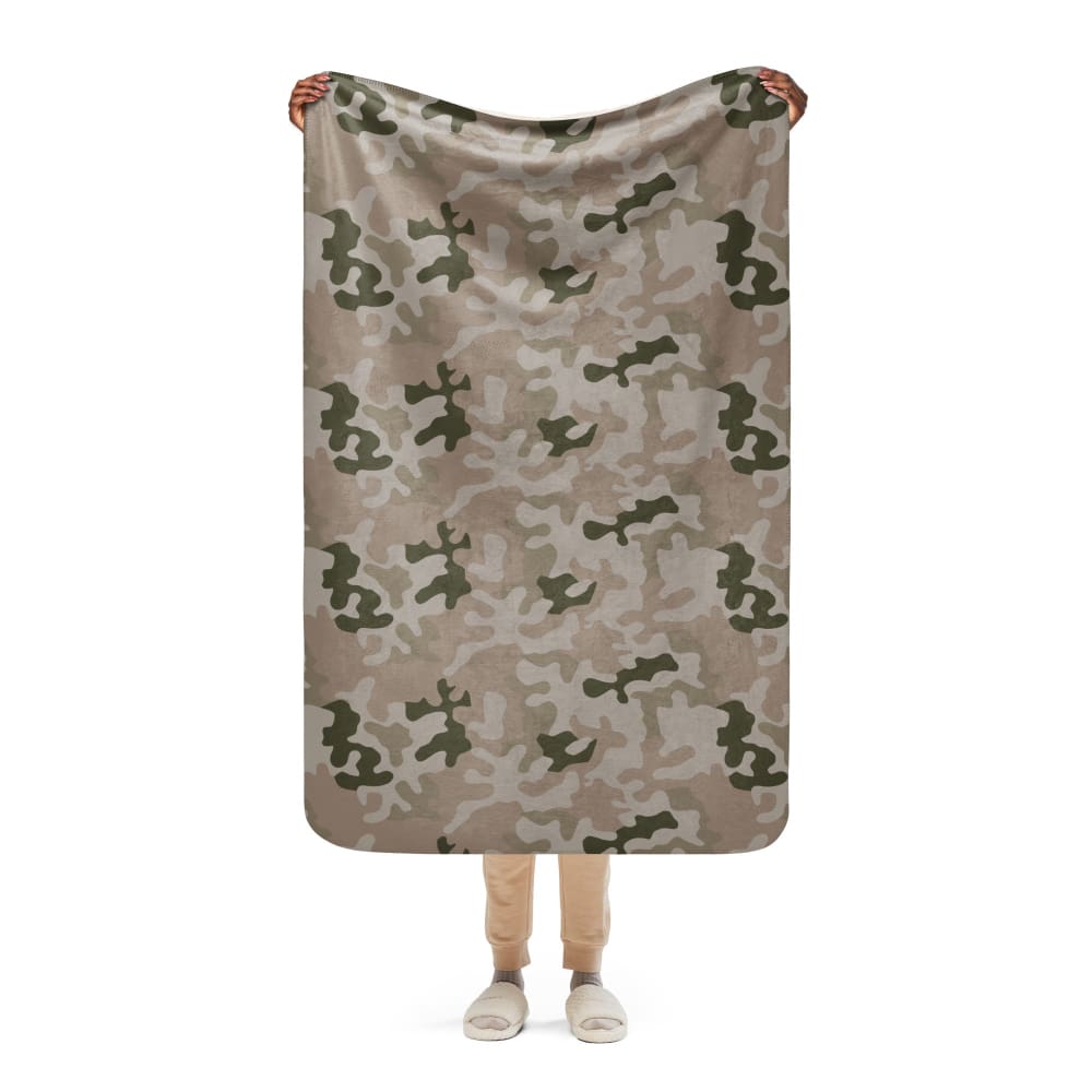Polish WZ2000 Desert Pantera CAMO Sherpa blanket - 37″×57″ - Sherpa Blanket