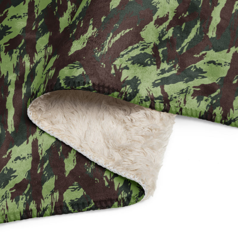 Lizard Portuguese Vertical CAMO Sherpa Blanket