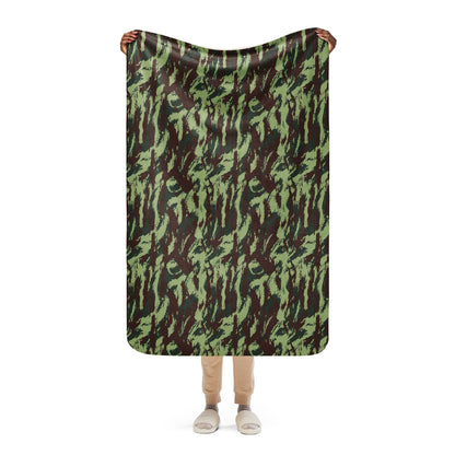 Portuguese Lizard Vertical CAMO Sherpa blanket - 37″×57″ - Blankets