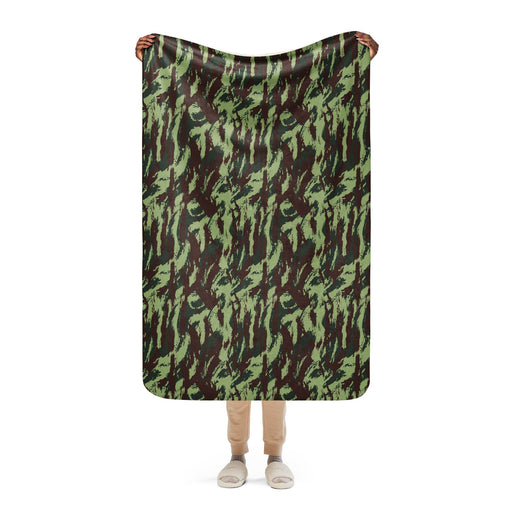 Lizard Portuguese Vertical CAMO Sherpa Blanket - 37″×57″