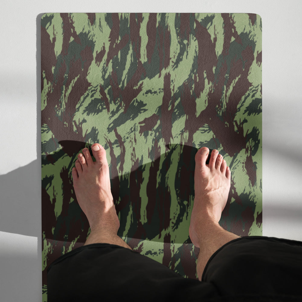 Portuguese M1964 Vertical Lizard CAMO Yoga mat - Mat