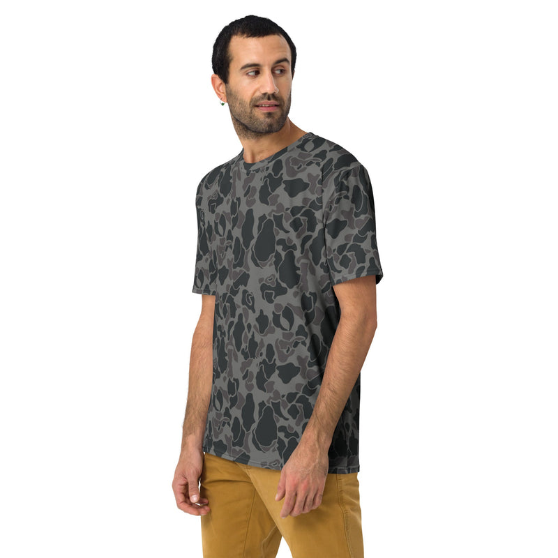 Frog Skin Midnight Marsh CAMO Mens T-Shirt