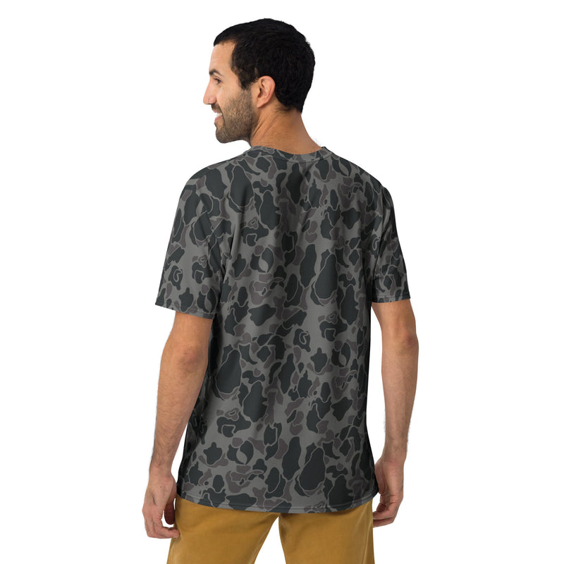 Frog Skin Midnight Marsh CAMO Mens T-Shirt