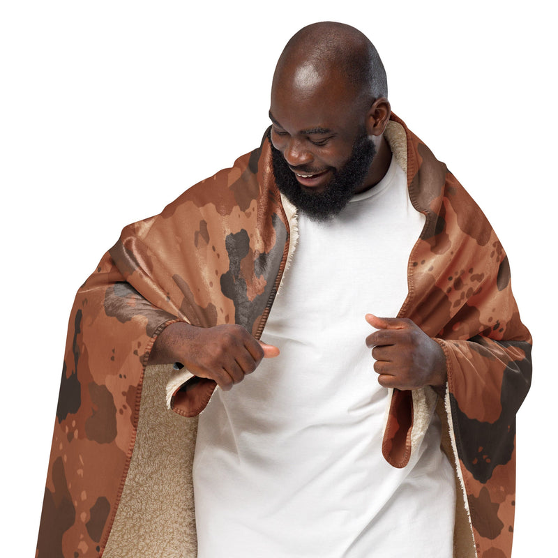 Red Frontier Mars CAMO Sherpa Blanket
